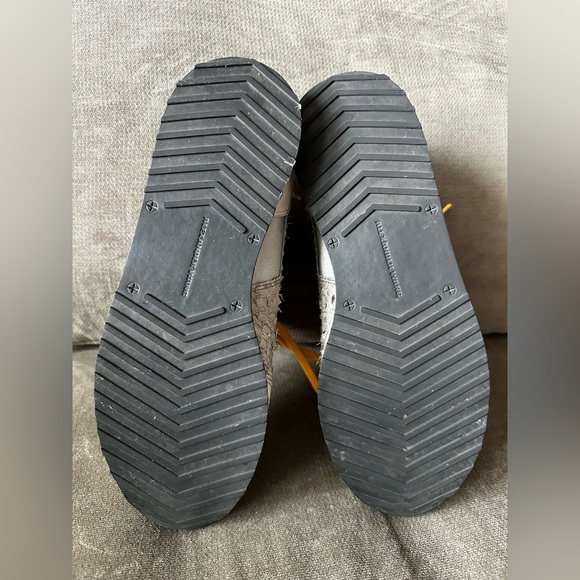 ALEXANDER WANG Textured Fashion Designer Sneakers Size 38 - Picture 15 of 16